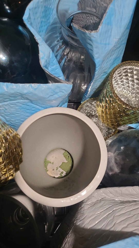 12 Vases - Local Pickup or Delivery Only