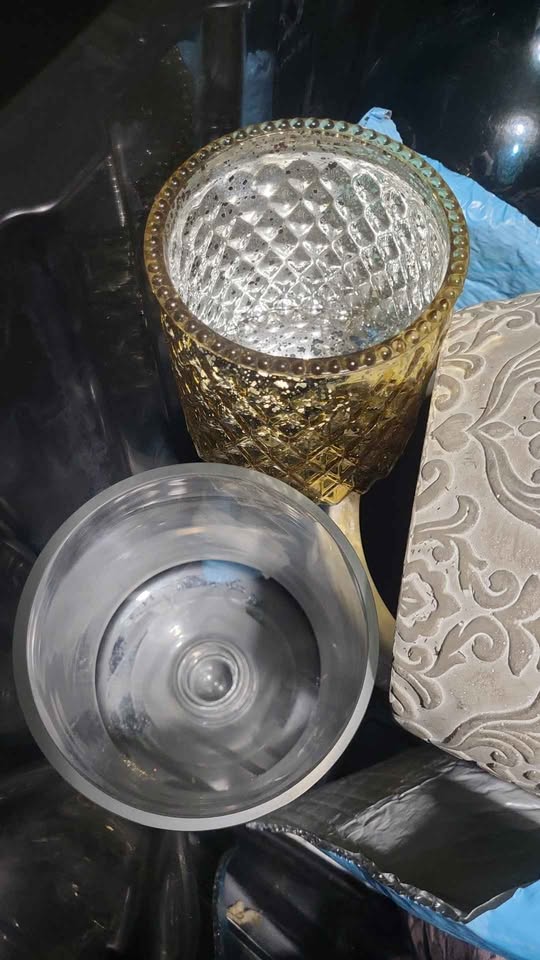 12 Vases - Local Pickup or Delivery Only