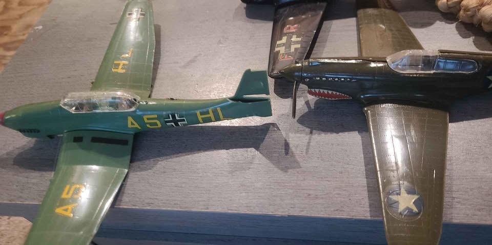 Model Airplanes and Older Toys - As a Lot