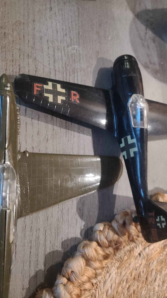 Model Airplanes and Older Toys - As a Lot
